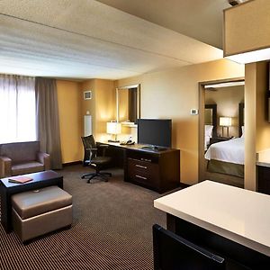 2 Queen Beds 1 Bedroom Suite Shower Non Smoking